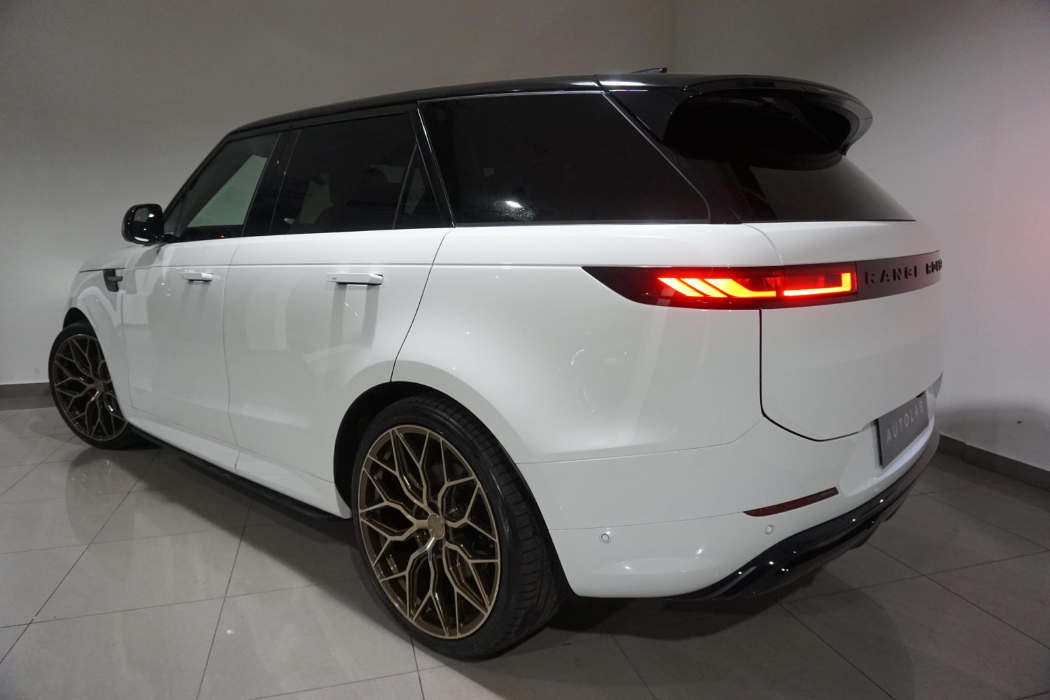 Land Rover Range Rover Sport 3.0 D300 MHEV Dynamic SE Auto 4WD Euro 6 (s/s) 5dr